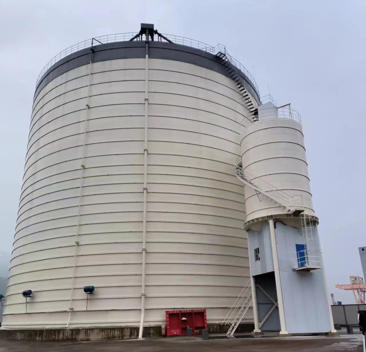 班玛10万吨水泥钢板库